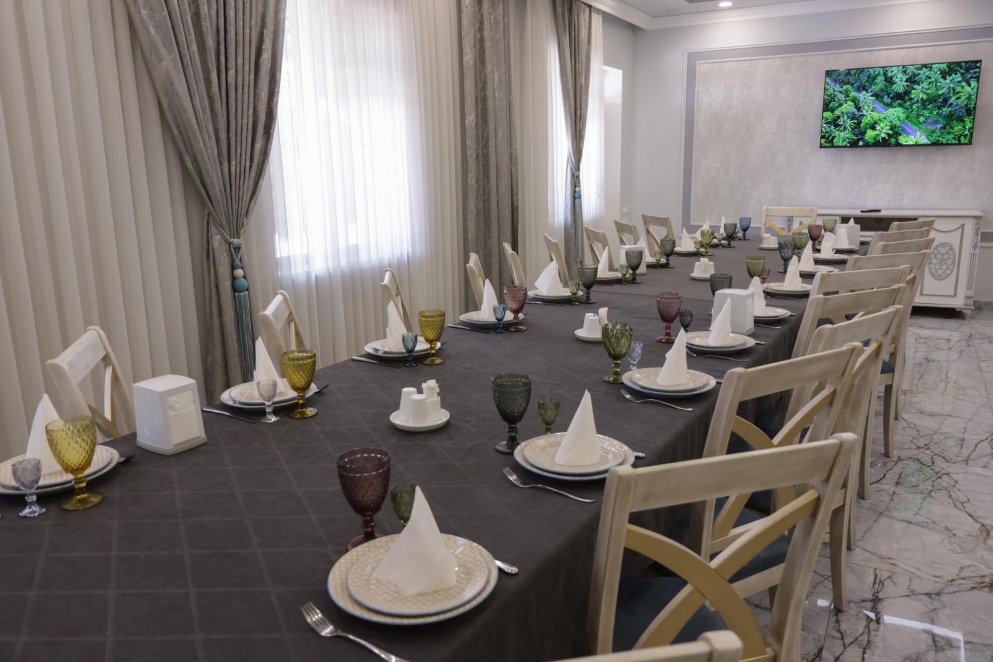 Parvana Hotel Gyumri Exterior photo